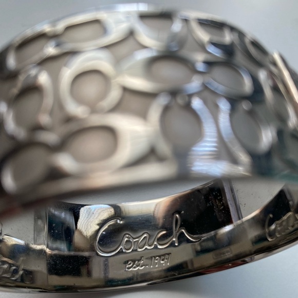 I inch wide, retro Coach bangle. Great condition. - Picture 3 of 8
